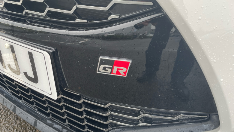 Toyota Yaris 1.5 Hybrid GR Sport 5dr CVT Hybrid Hatchback